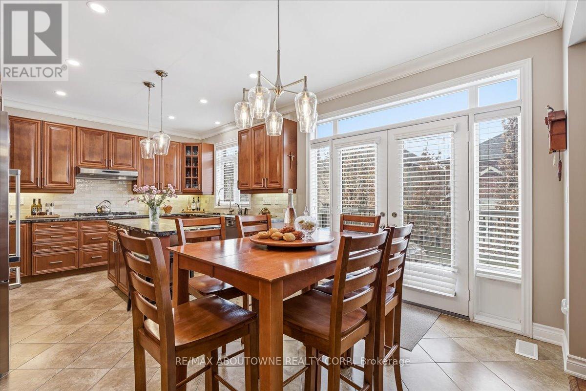 3260 Ribble Crescent, Oakville, Ontario  L6M 0B1 - Photo 19 - W12821658