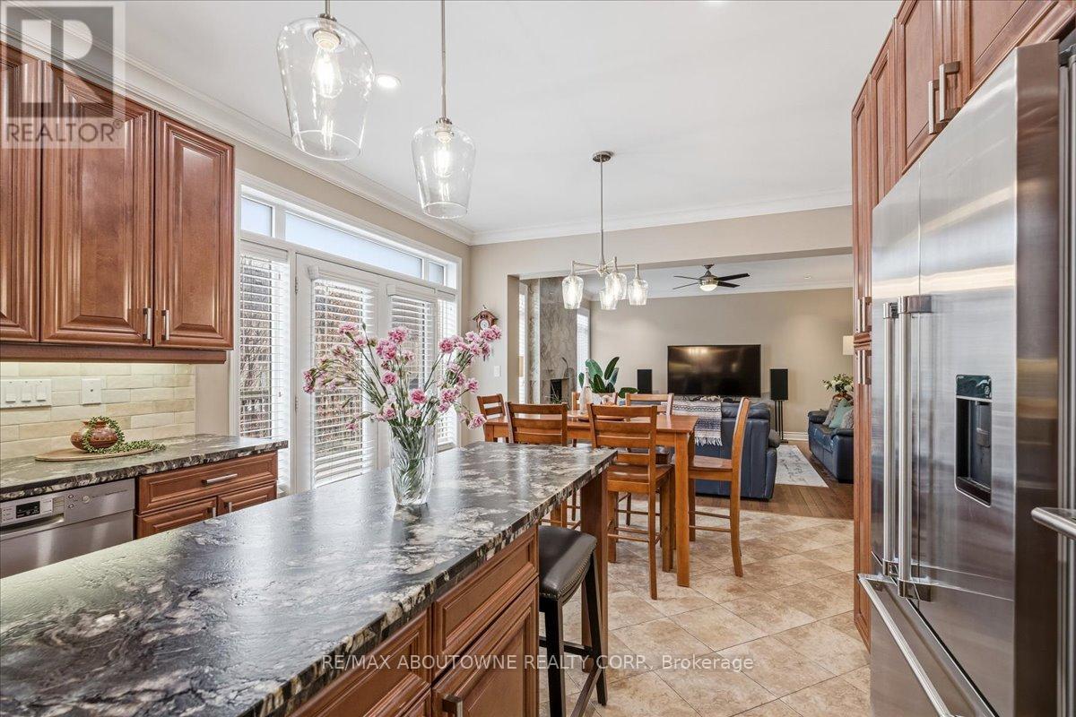 3260 Ribble Crescent, Oakville, Ontario  L6M 0B1 - Photo 21 - W12821658