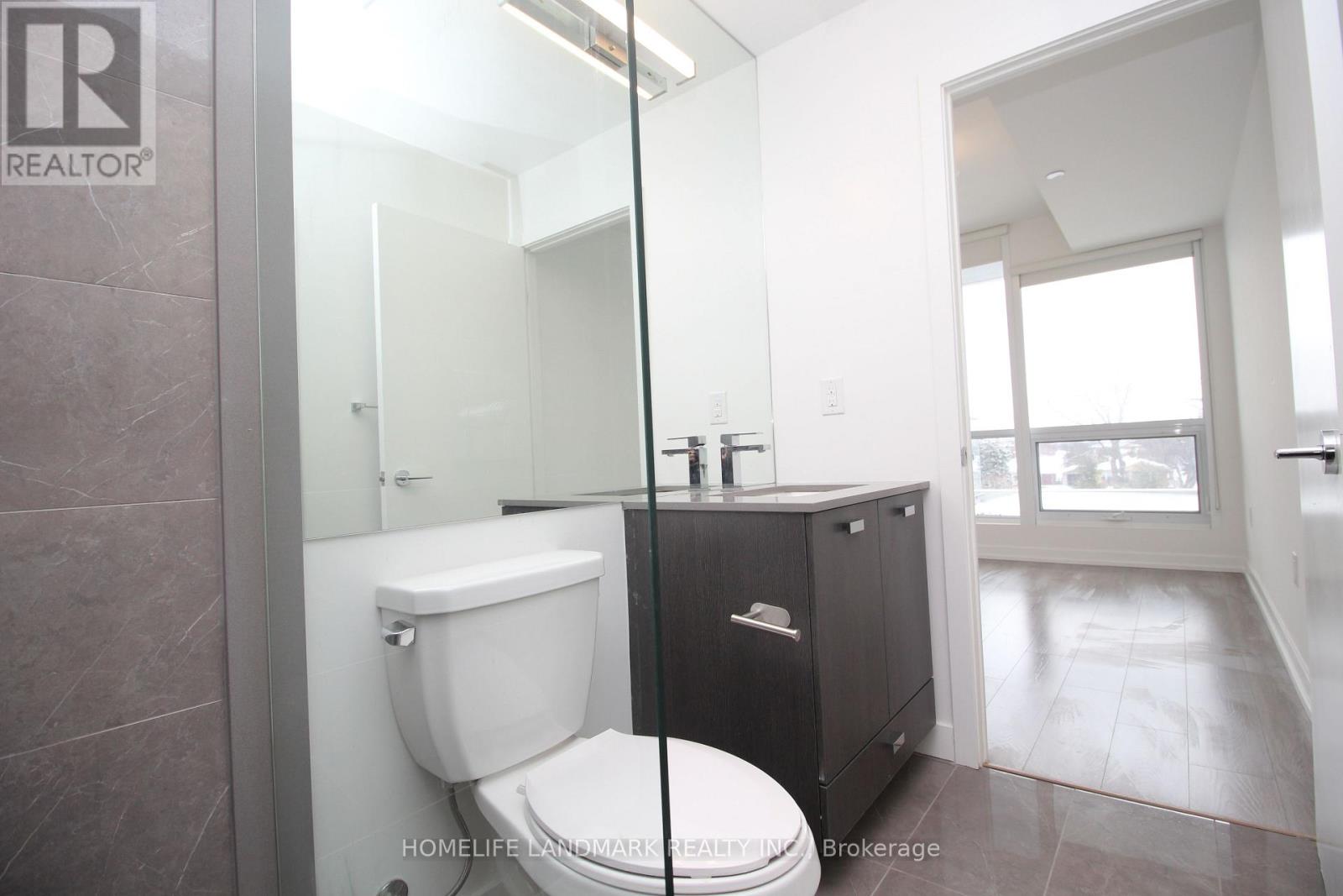 310 - 10 De Boers Drive, Toronto, Ontario  M3J 0L6 - Photo 17 - W12821666