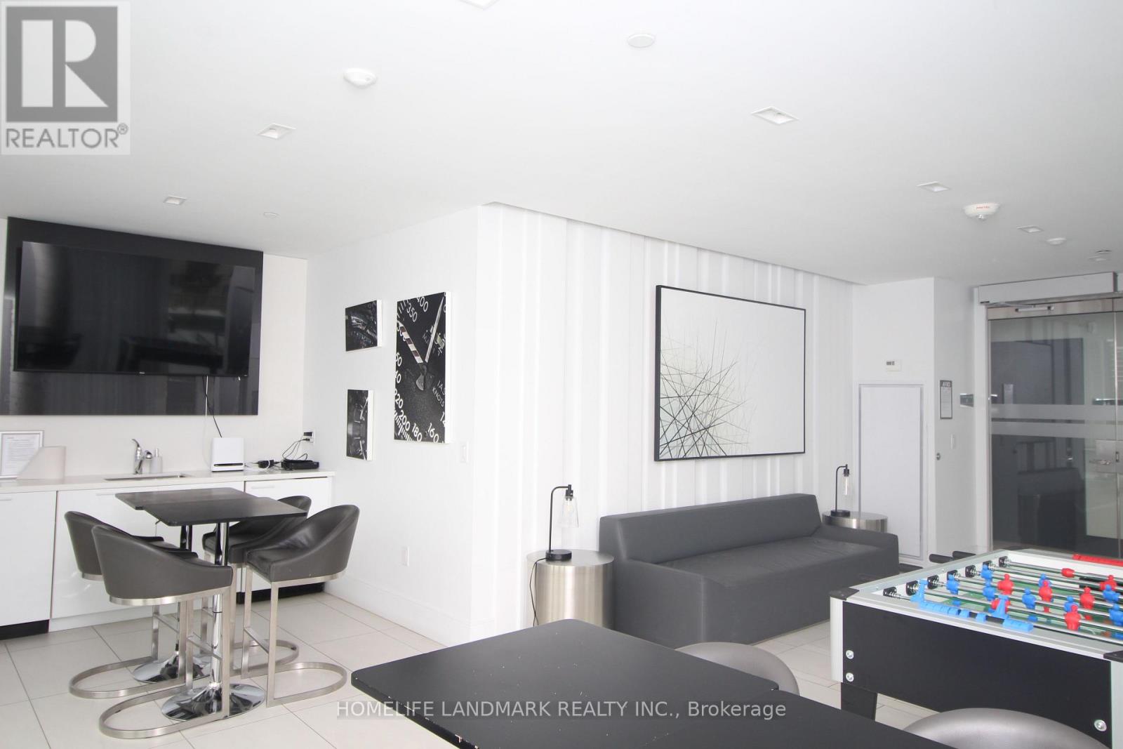 310 - 10 De Boers Drive, Toronto, Ontario  M3J 0L6 - Photo 28 - W12821666