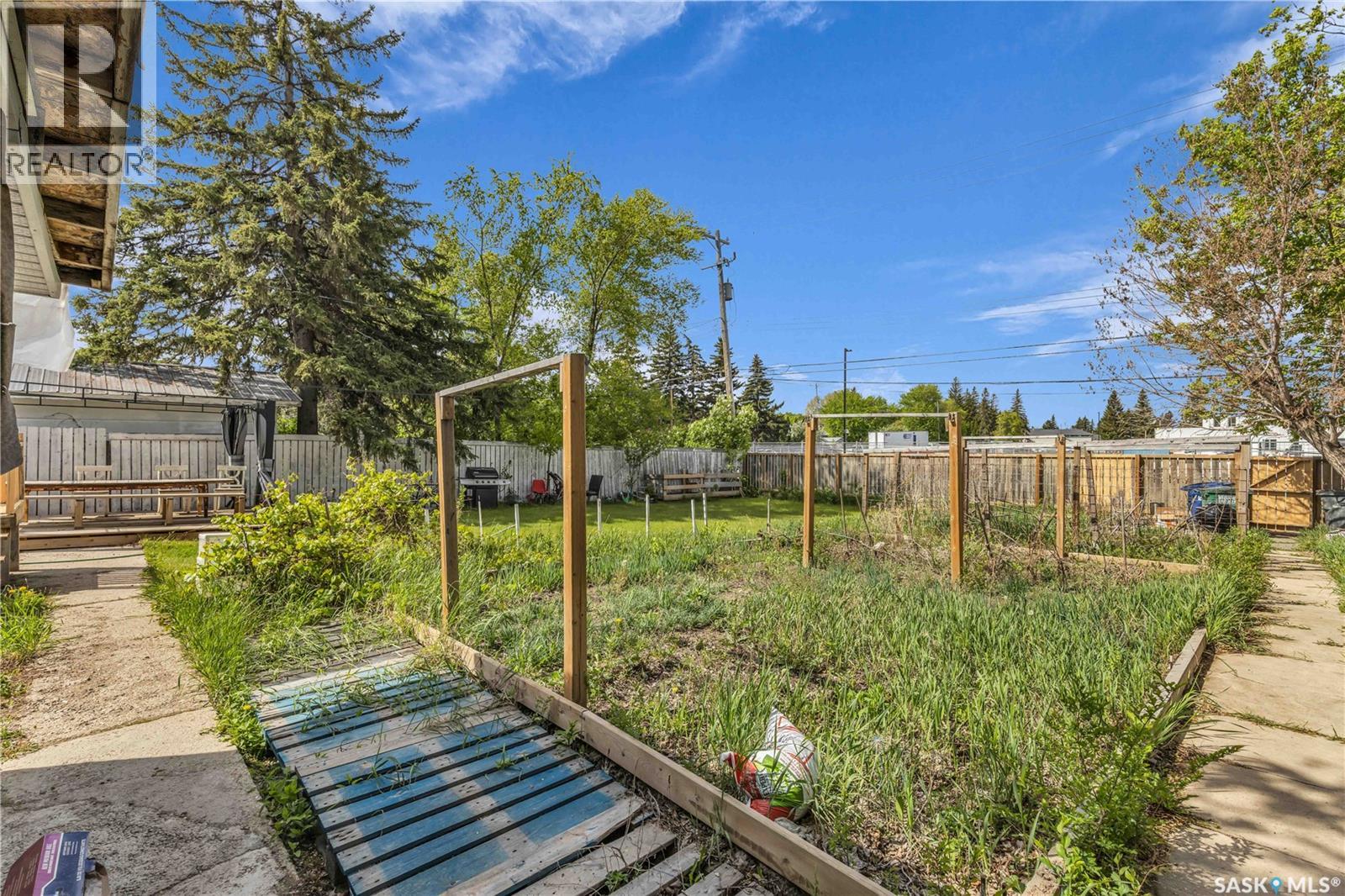 1308 Preston Avenue S, Saskatoon, Saskatchewan  S7H 2V4 - Photo 37 - SK029215