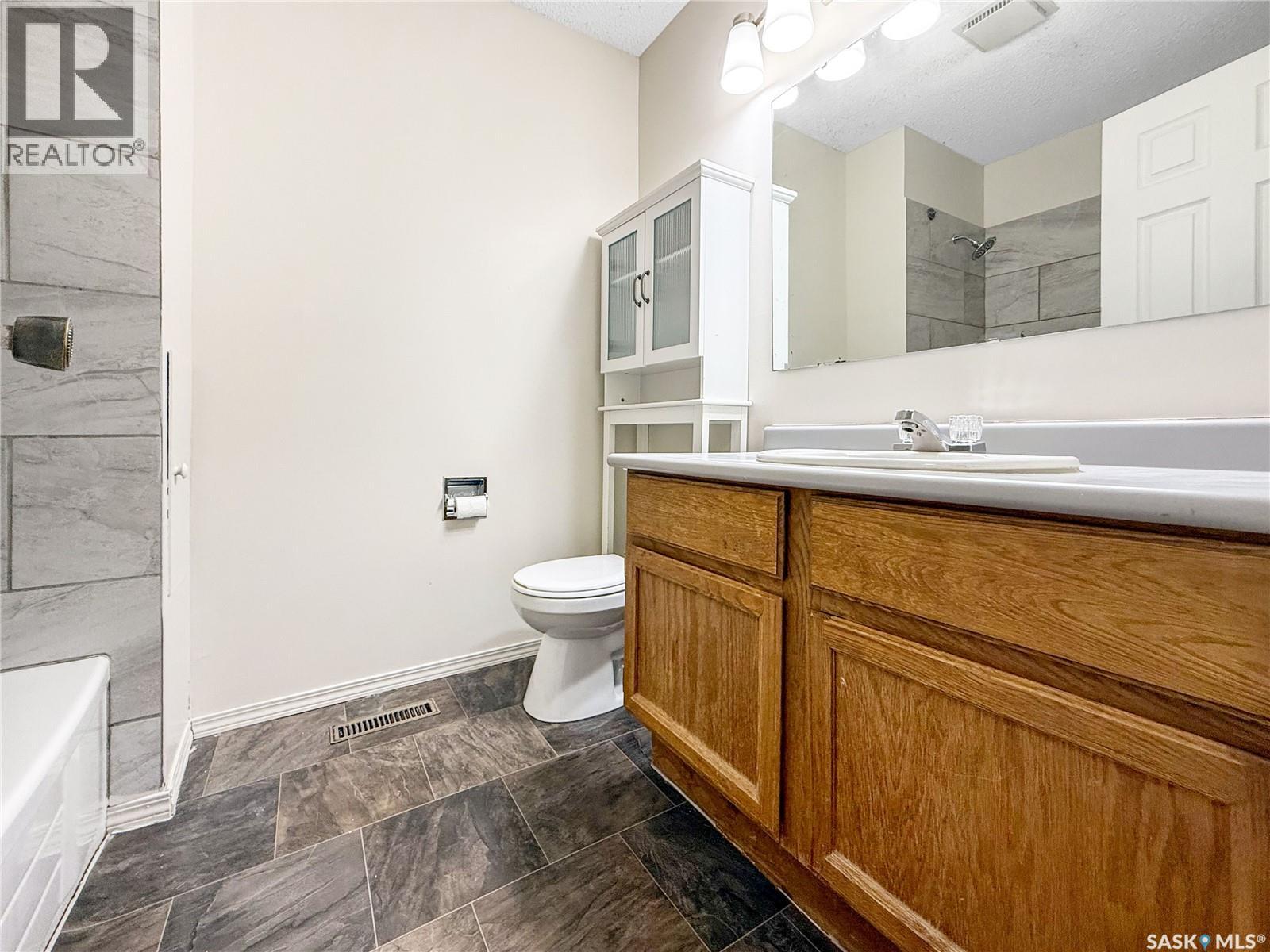 3205 Bliss Crescent, Prince Albert, Saskatchewan  S6V 7M1 - Photo 16 - SK029165