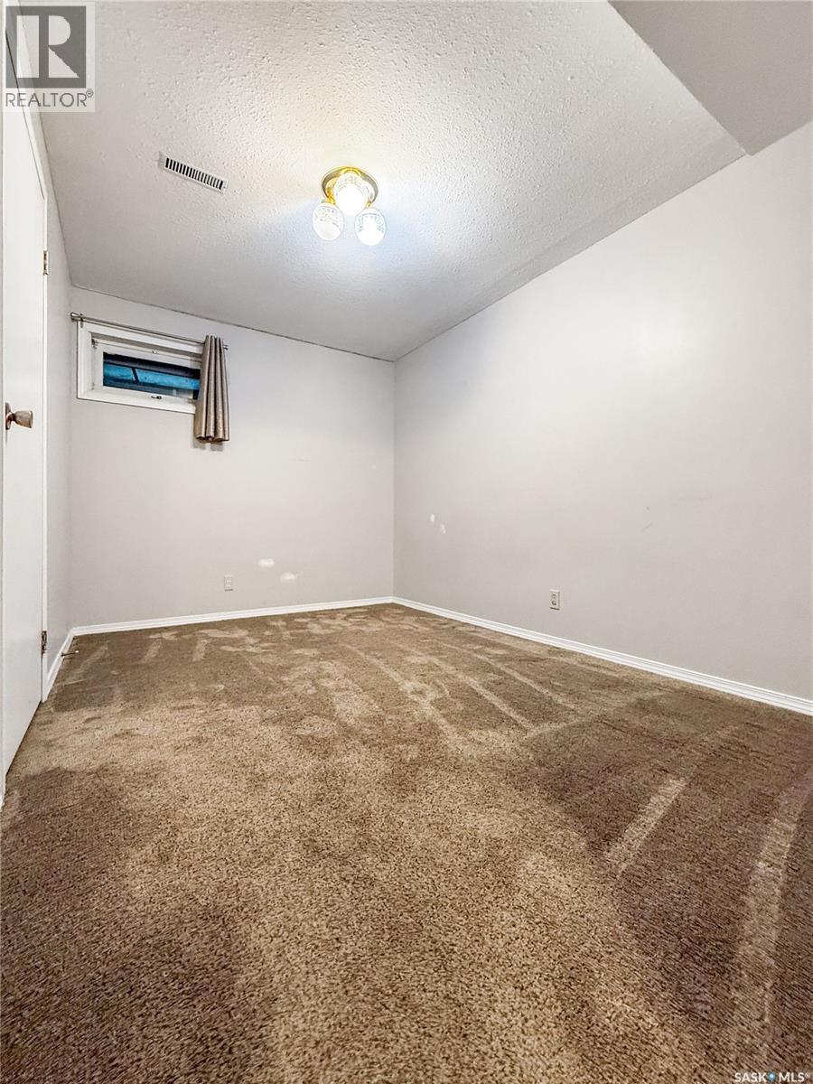 3205 Bliss Crescent, Prince Albert, Saskatchewan  S6V 7M1 - Photo 25 - SK029165