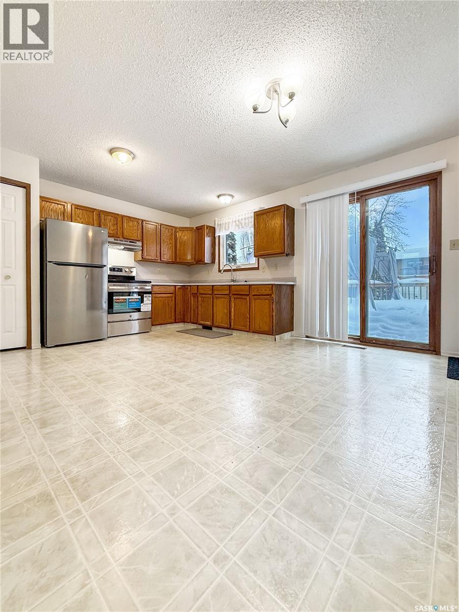 3205 Bliss Crescent, Prince Albert, Saskatchewan  S6V 7M1 - Photo 8 - SK029165