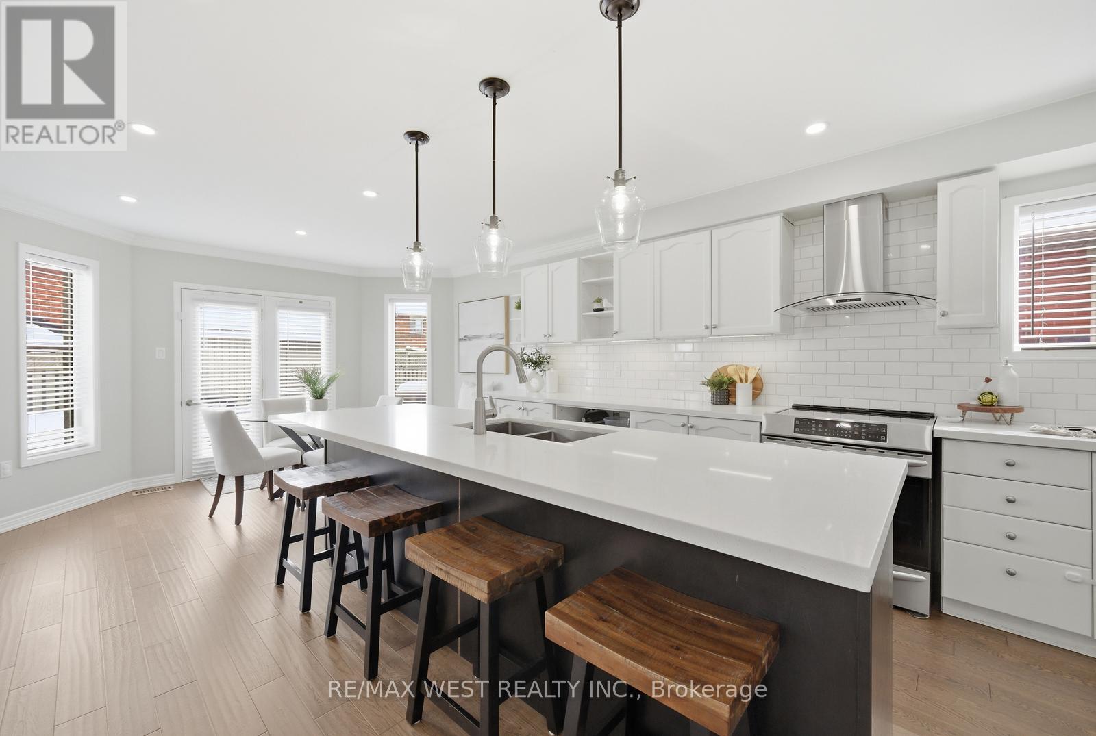 5 Smith Street, New Tecumseth, Ontario  L9R 1Z8 - Photo 13 - N12810378