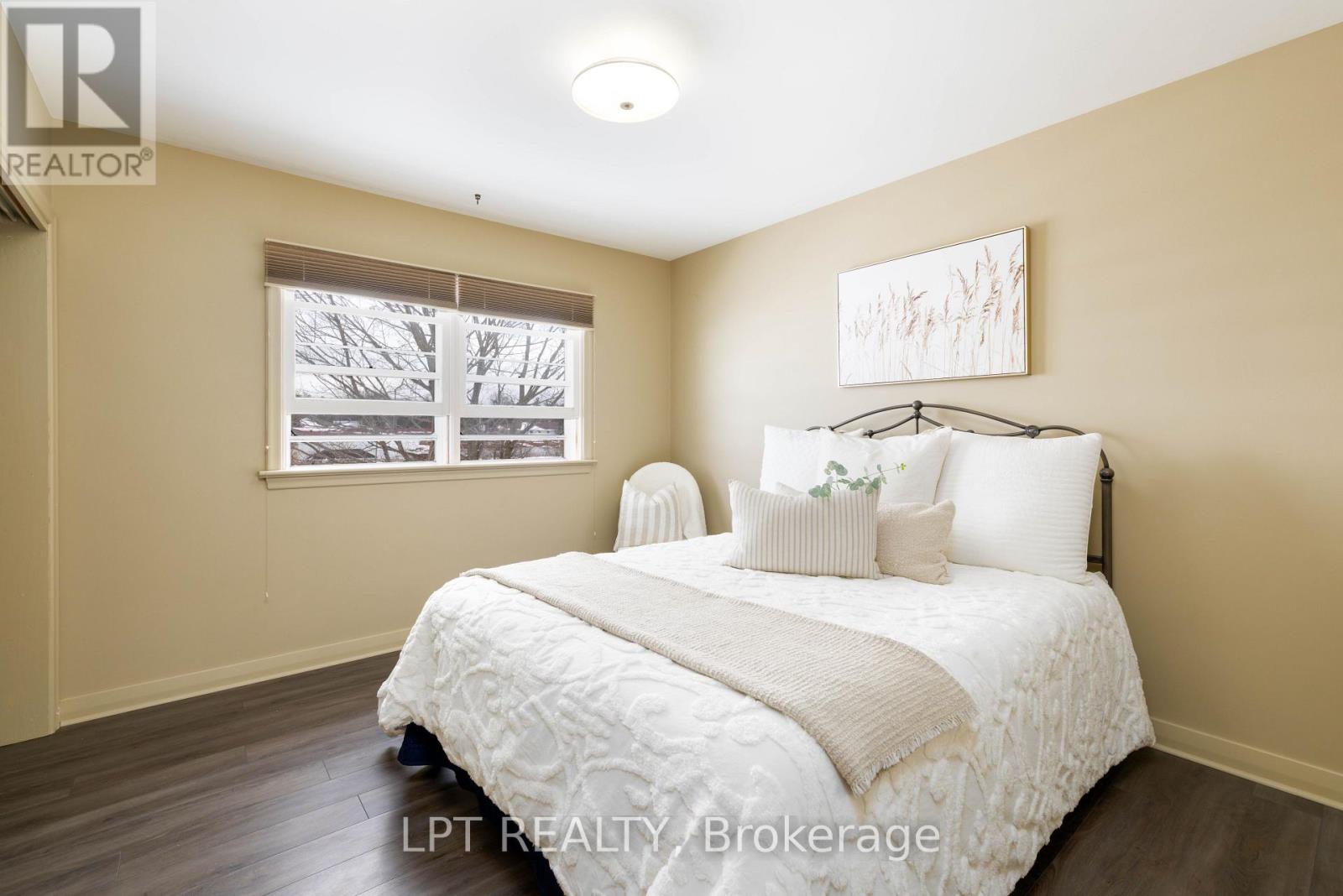 37 Malone Road, Georgina, Ontario  L0E 1L0 - Photo 21 - N12818170