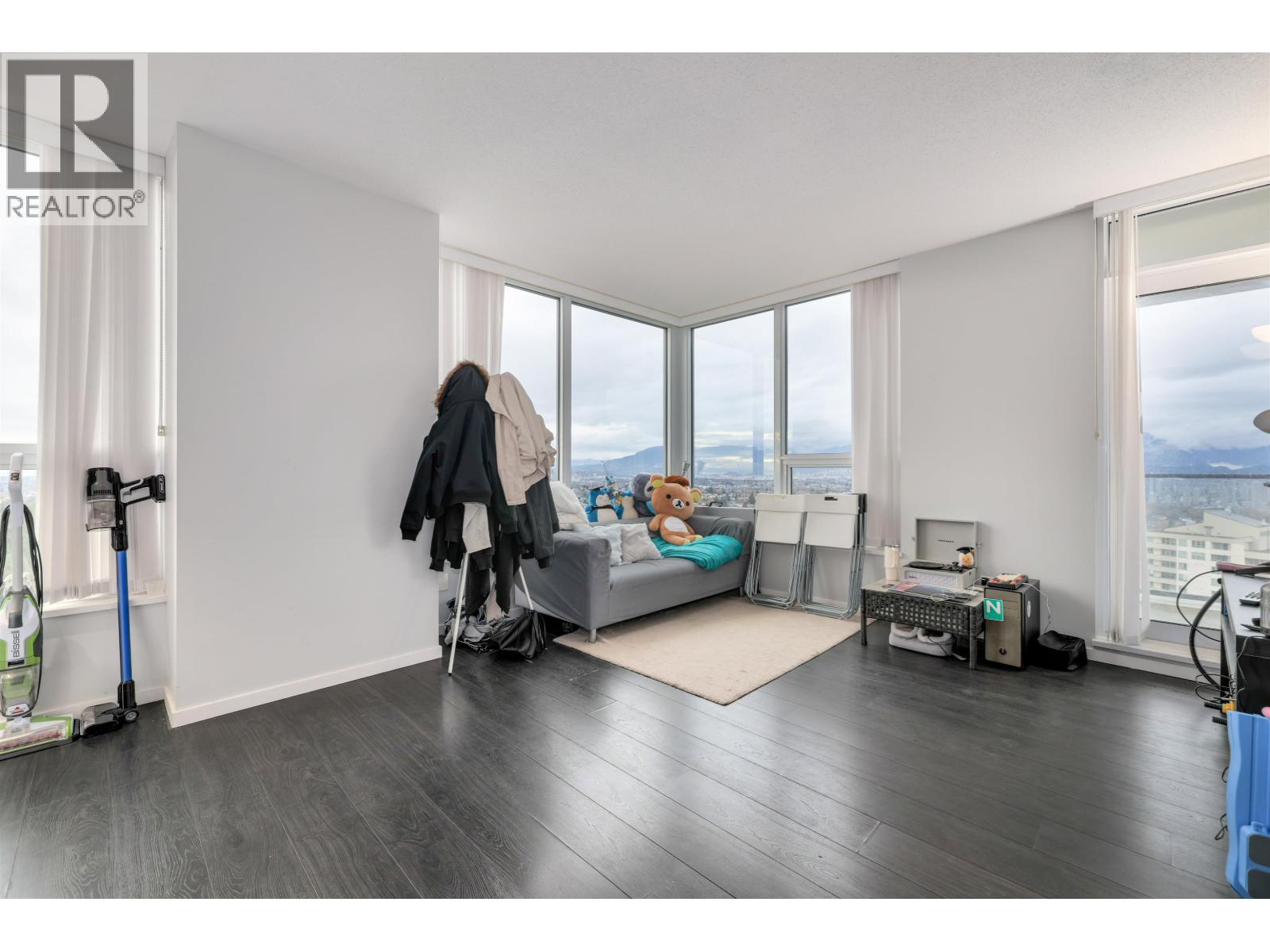 2907 5883 Barker Avenue, Burnaby, British Columbia  V5H 0G4 - Photo 2 - R3093176