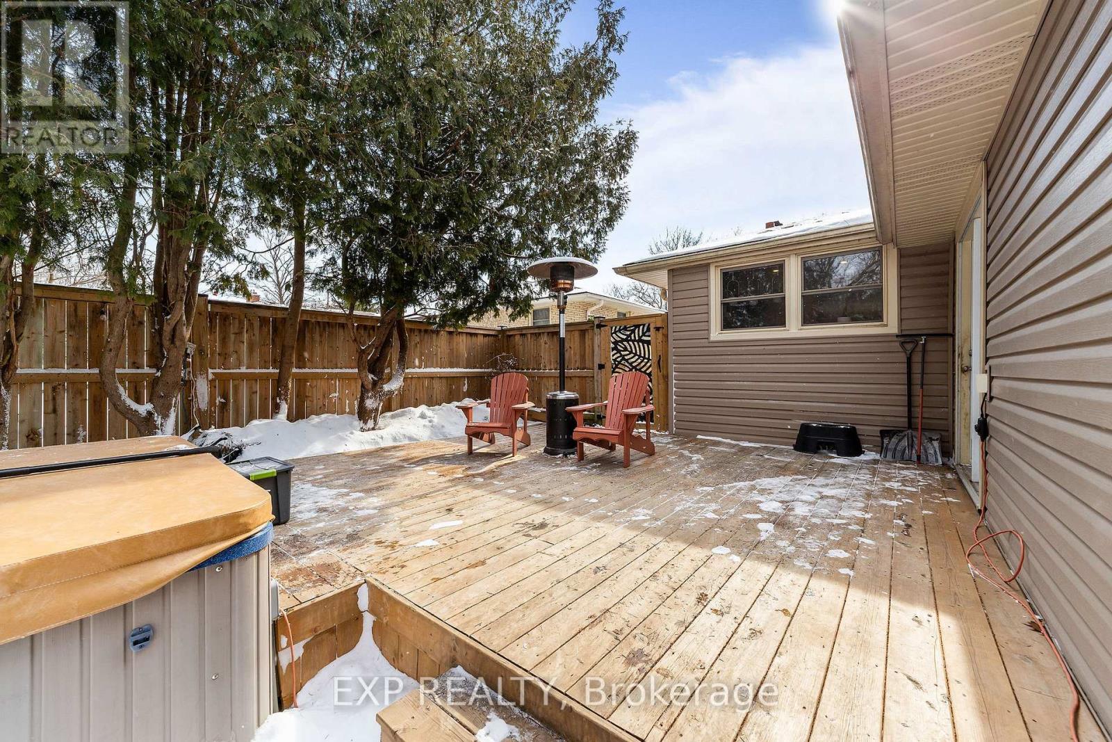 1301 Wayne Road, London South, Ontario  N6K 2G9 - Photo 30 - X12821692