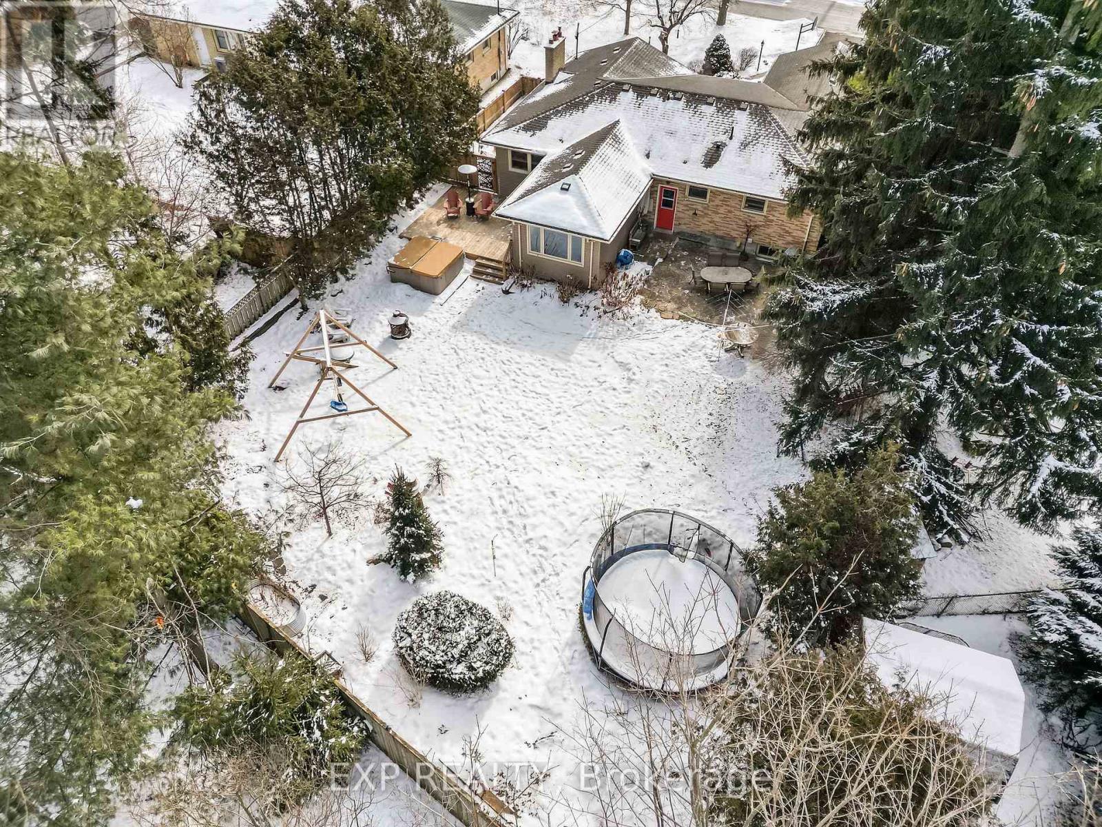 1301 Wayne Road, London South, Ontario  N6K 2G9 - Photo 36 - X12821692