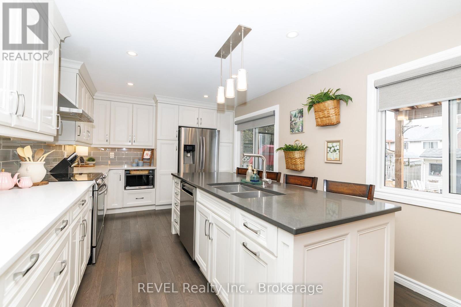 10 Bascary Crescent, St. Catharines, Ontario  L2S 3M7 - Photo 6 - X12821680