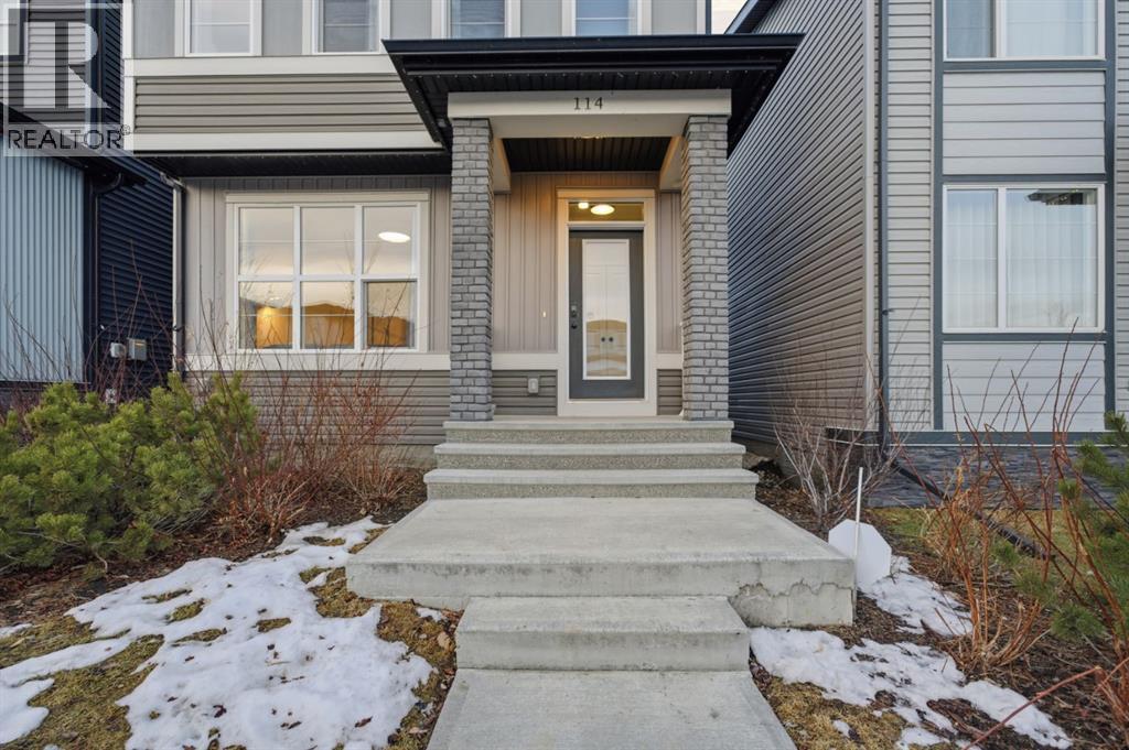 114 Wolf Creek Rise Se, Calgary, Alberta  T2X 4X1 - Photo 4 - A2288632
