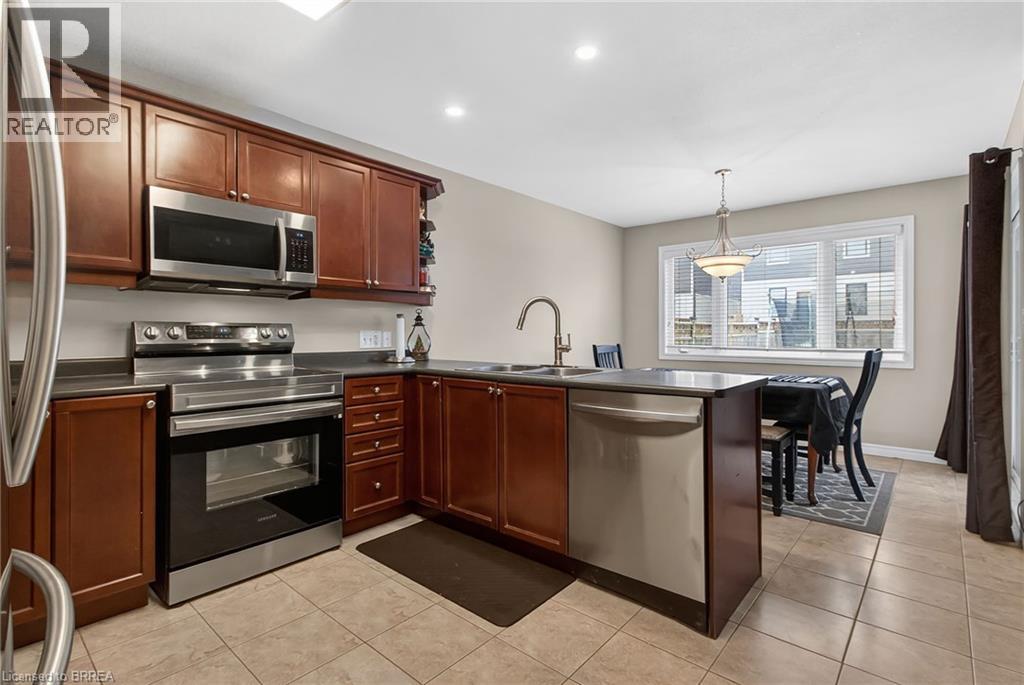 12 Langrell Avenue, Tillsonburg, Ontario  N4G 5X8 - Photo 6 - 40806681