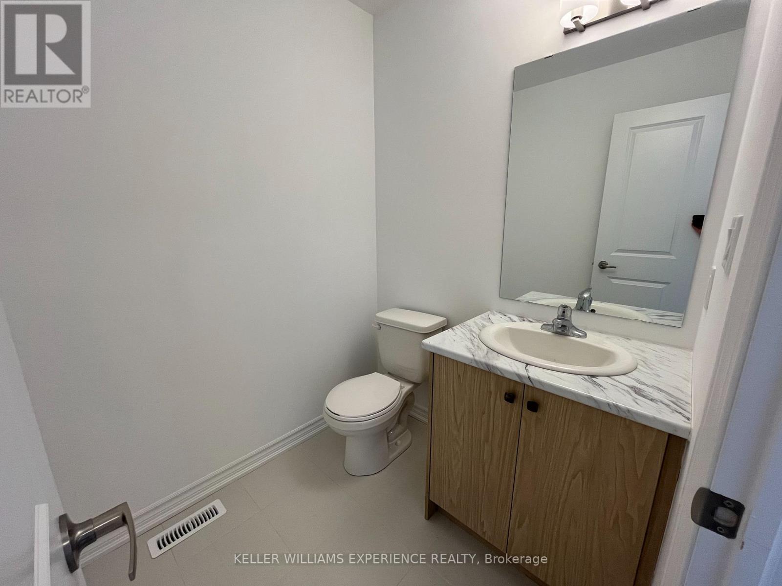 63 Harvest Crescent, Barrie, Ontario  L9J 0C2 - Photo 14 - S12821678