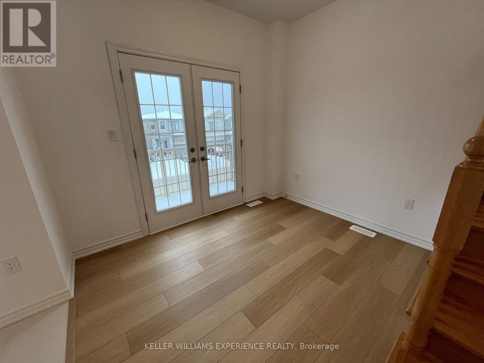 63 Harvest Crescent, Barrie, Ontario  L9J 0C2 - Photo 18 - S12821678