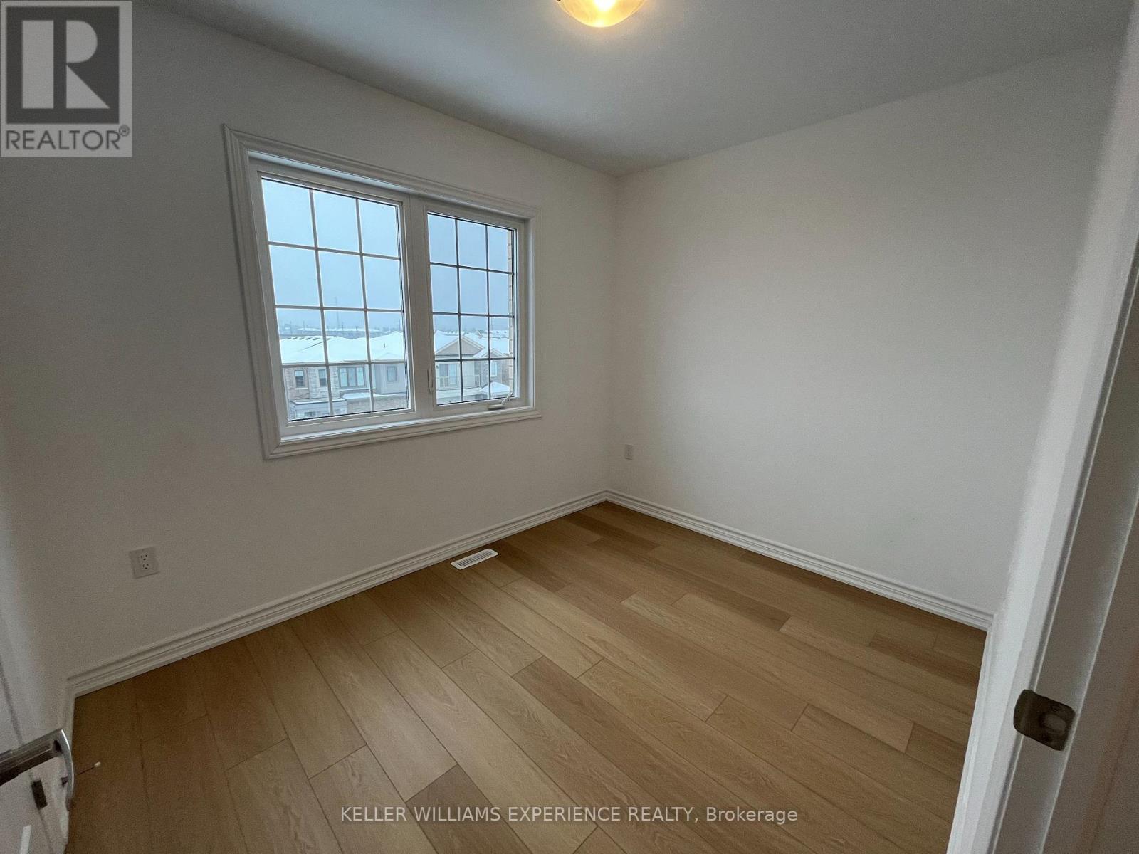 63 Harvest Crescent, Barrie, Ontario  L9J 0C2 - Photo 30 - S12821678