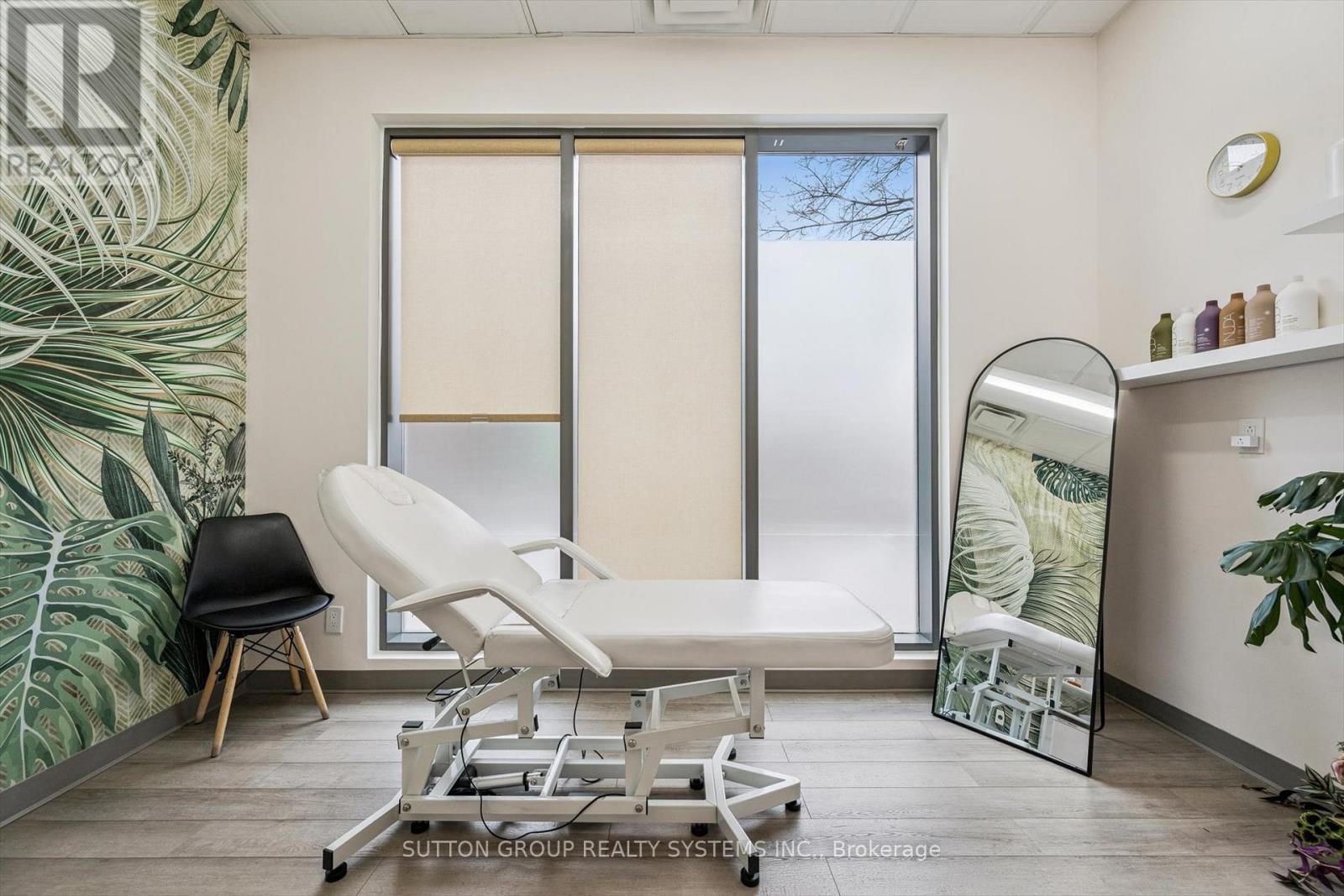 UNIT 28 - 11 BRONTE ROAD, Oakville, Ontario