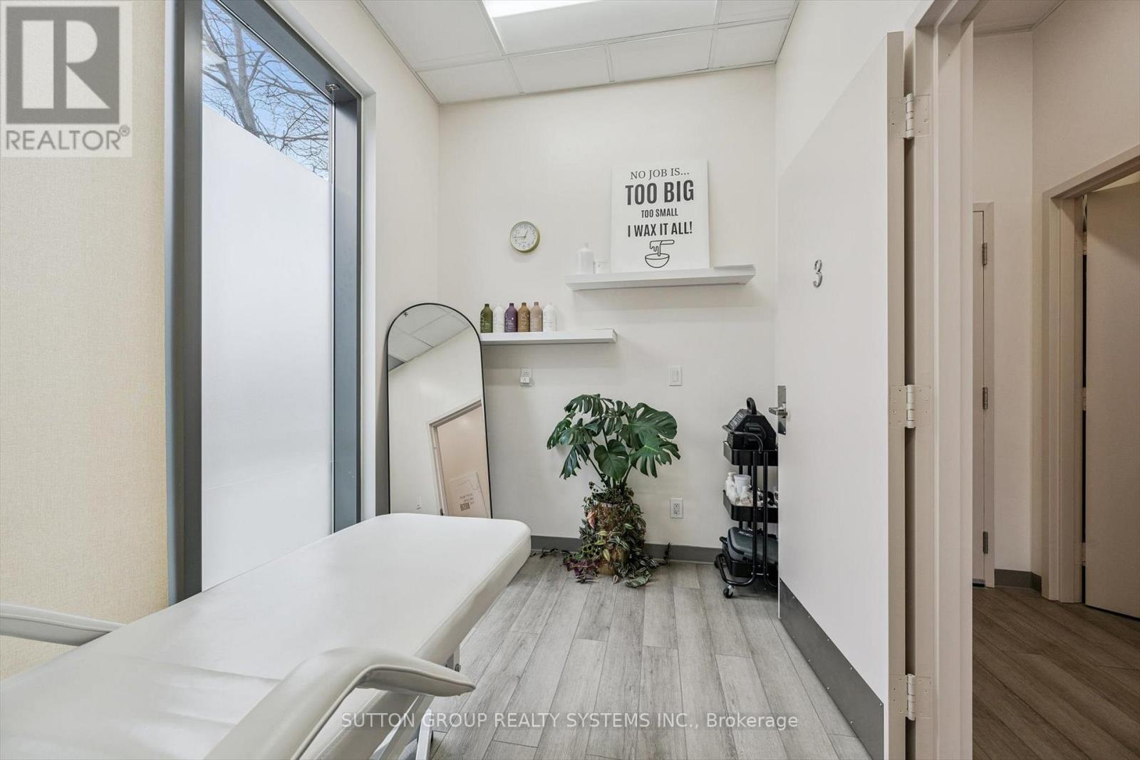 Unit 28 - 11 Bronte Road, Oakville (Br Bronte), Ontario  L6L 0E1 - Photo 12 - W12821676