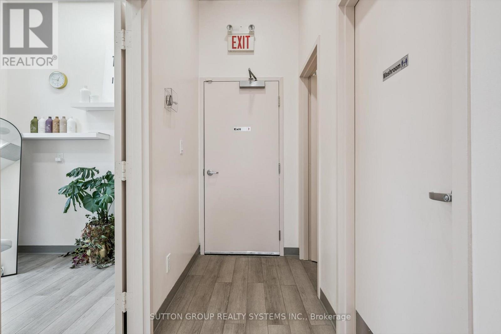 Unit 28 - 11 Bronte Road, Oakville (Br Bronte), Ontario  L6L 0E1 - Photo 15 - W12821676