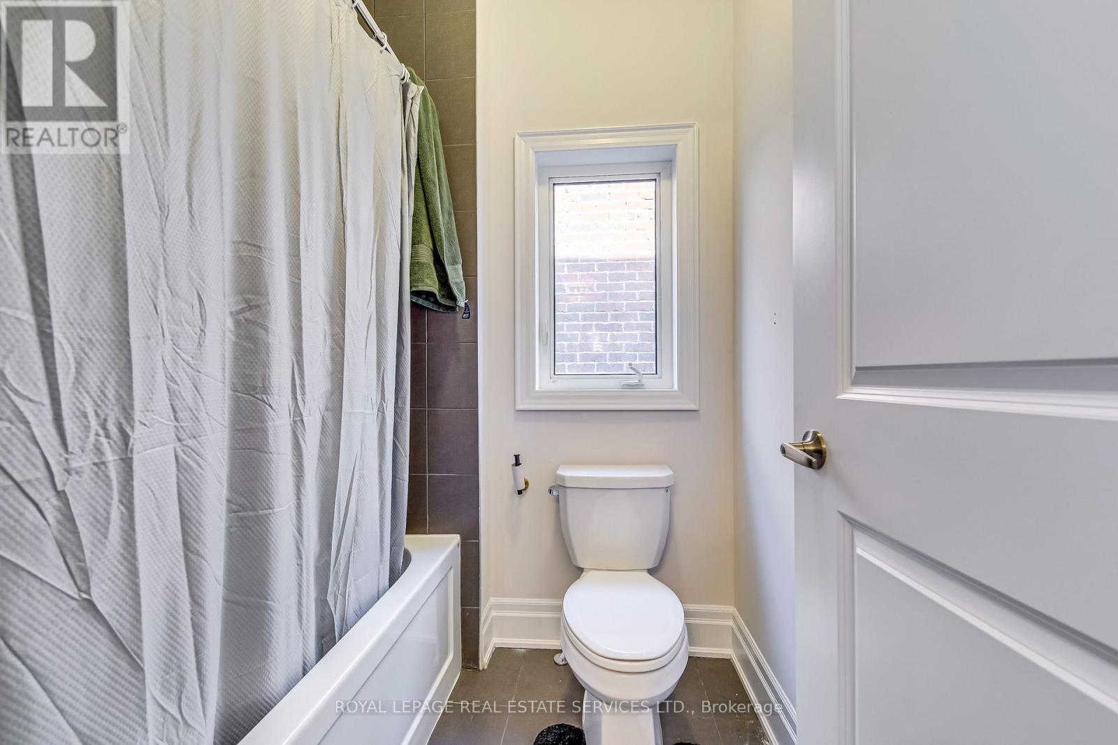 1367 Pelican Passage, Oakville, Ontario  L6H 7Z9 - Photo 27 - W12821684