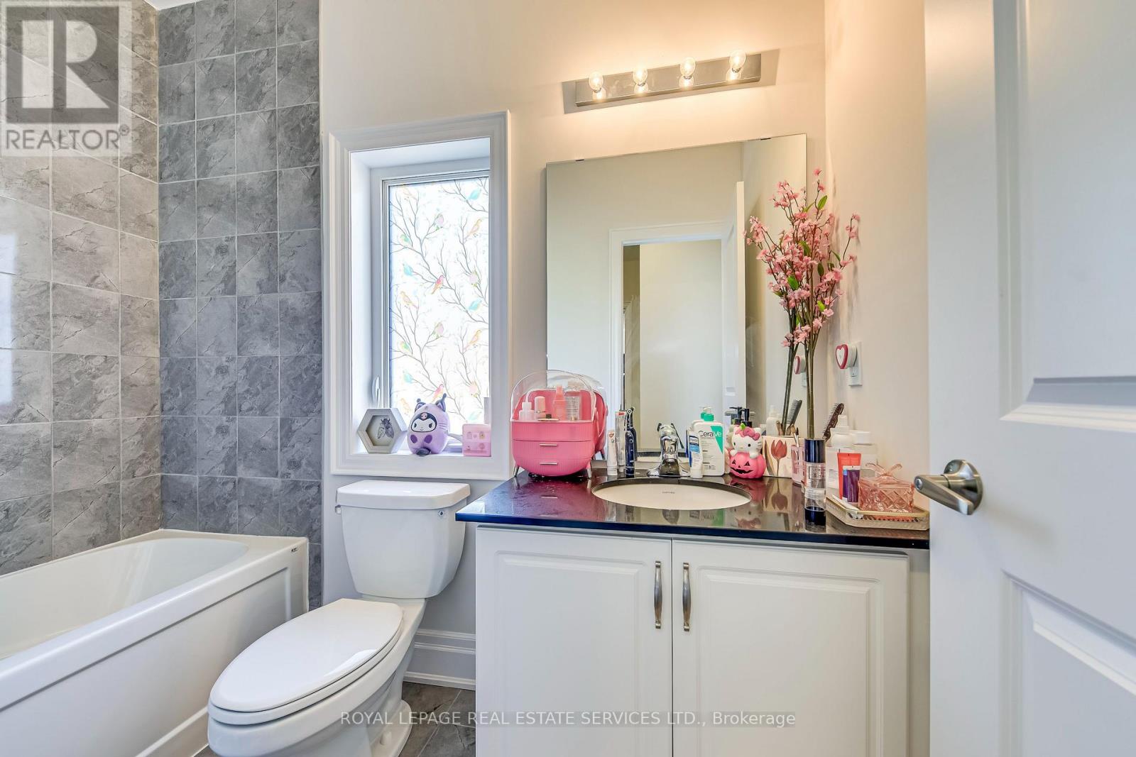 1367 Pelican Passage, Oakville, Ontario  L6H 7Z9 - Photo 30 - W12821684