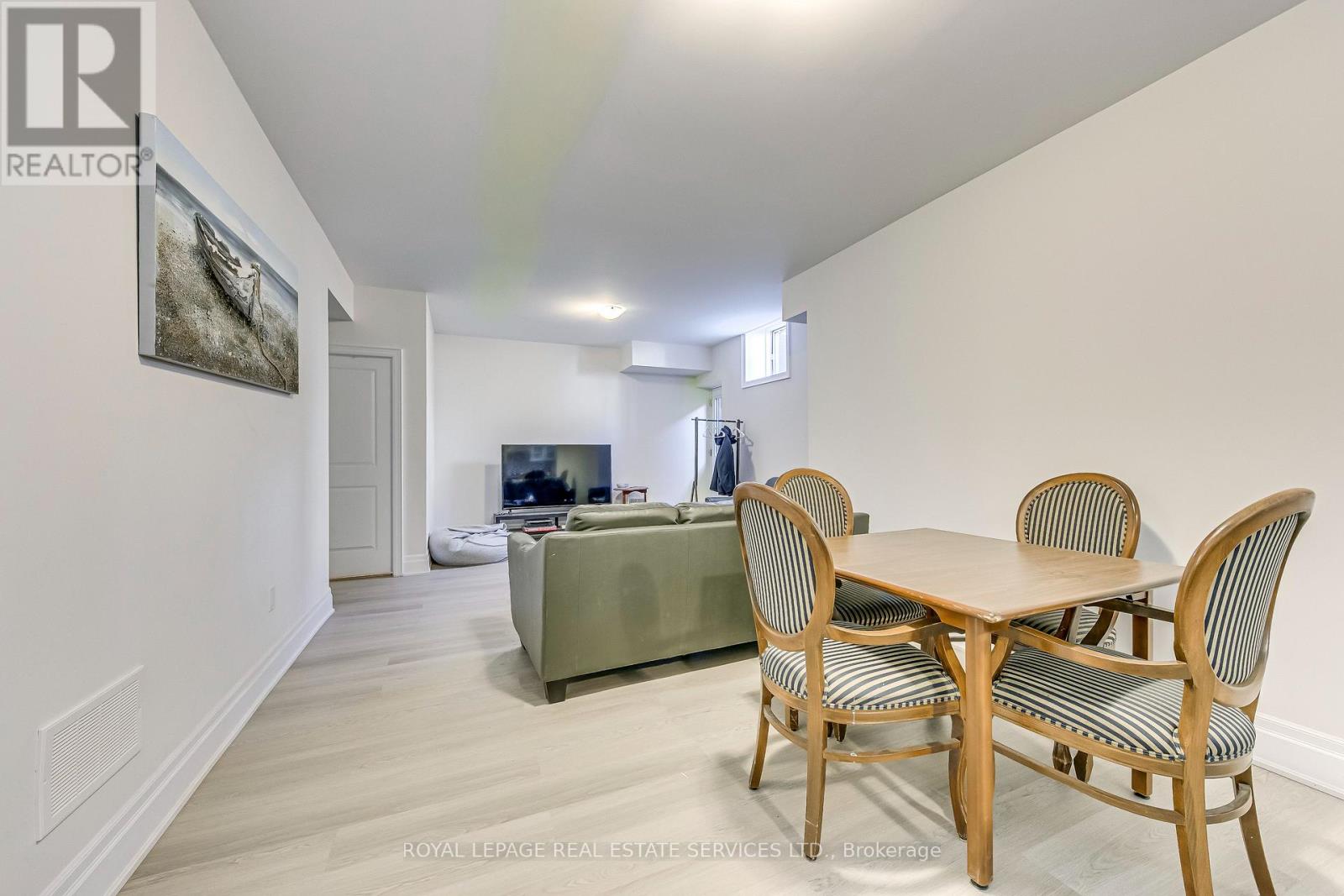 1367 Pelican Passage, Oakville, Ontario  L6H 7Z9 - Photo 37 - W12821684