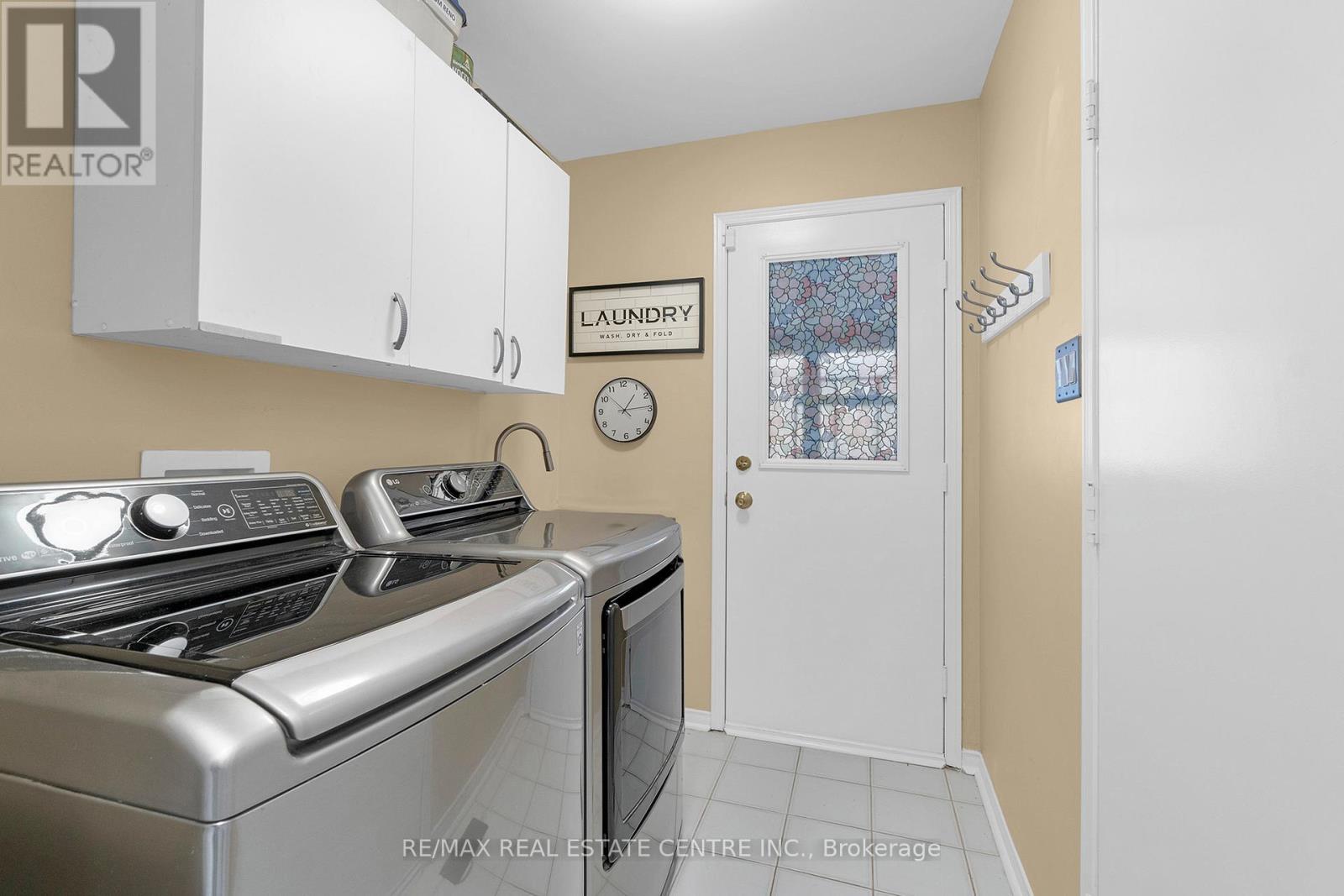 38 Sapphire Crescent, Brampton, Ontario  L6Z 4M4 - Photo 19 - W12821710