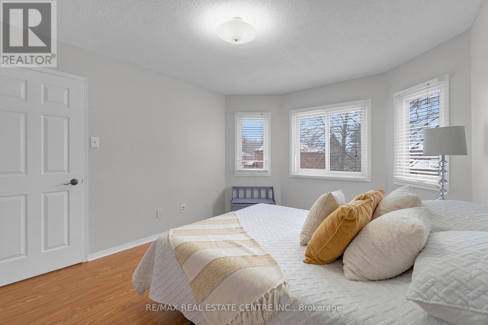 38 Sapphire Crescent, Brampton, Ontario  L6Z 4M4 - Photo 28 - W12821710