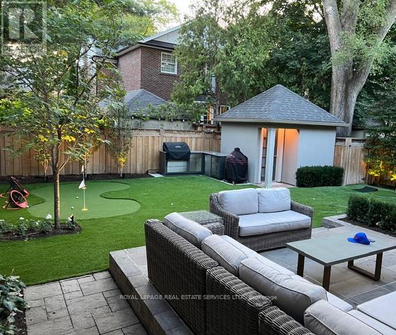 82 Dunedin Drive, Toronto, Ontario  M8X 2K5 - Photo 45 - W12821714