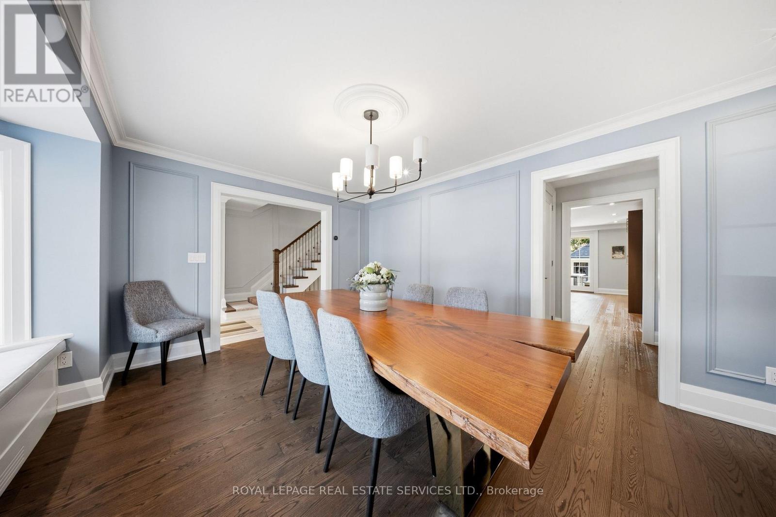 82 Dunedin Drive, Toronto, Ontario  M8X 2K5 - Photo 8 - W12821714