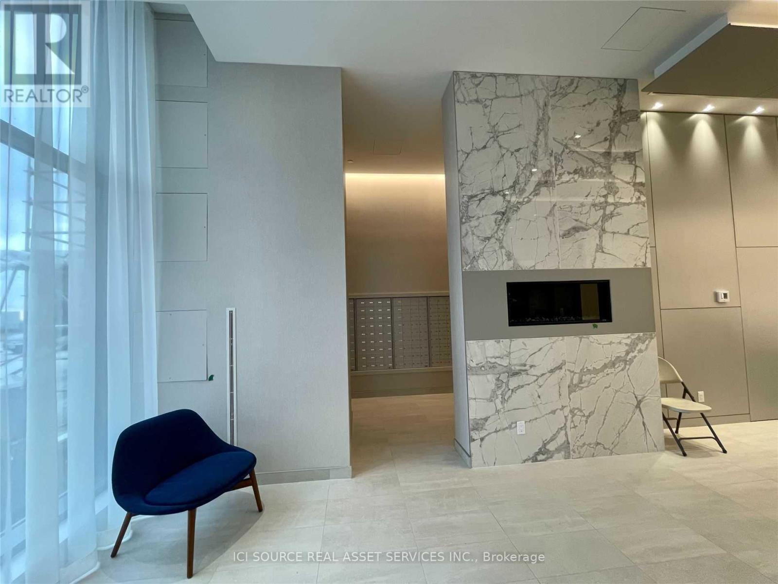 1304 - 30 Samuel Wood Way, Toronto, Ontario  M9B 0C9 - Photo 1 - W12821718