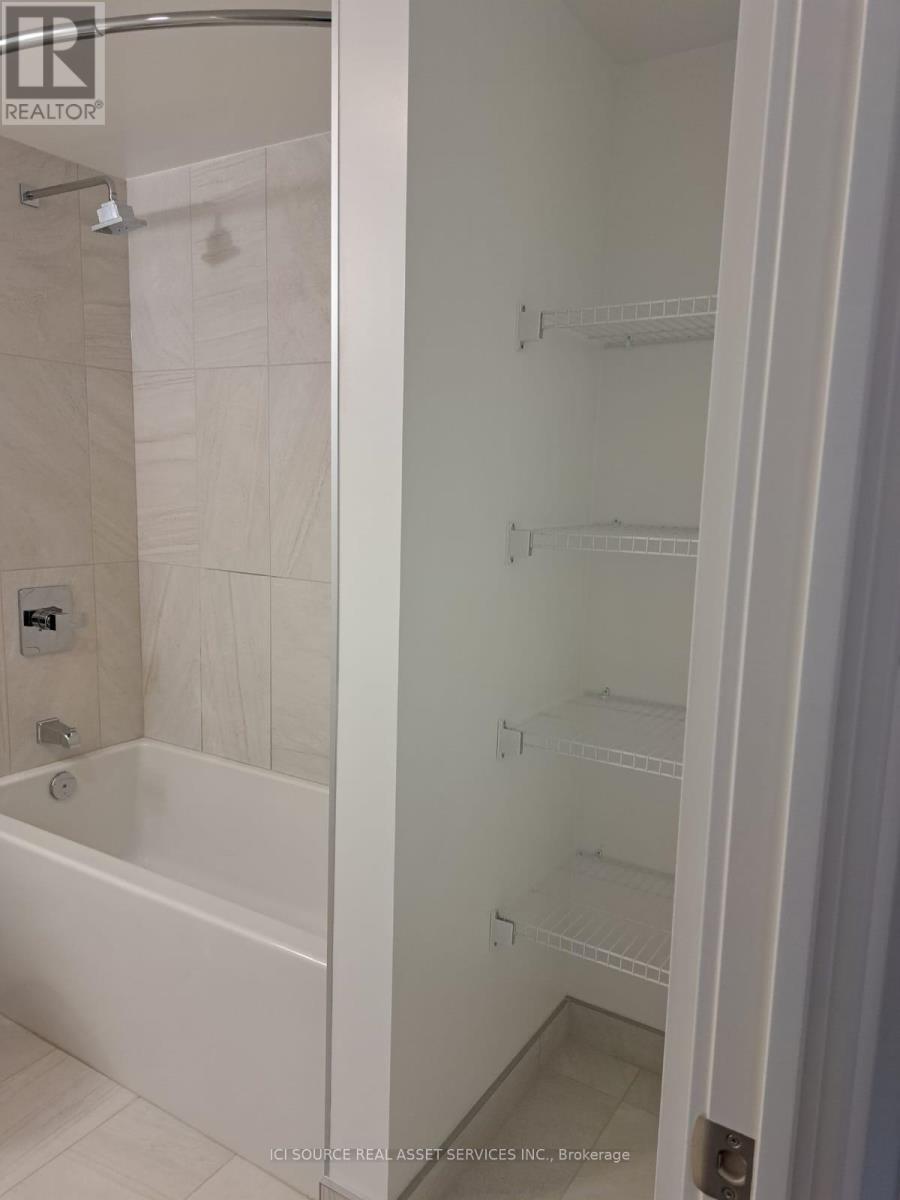 1304 - 30 Samuel Wood Way, Toronto, Ontario  M9B 0C9 - Photo 9 - W12821718