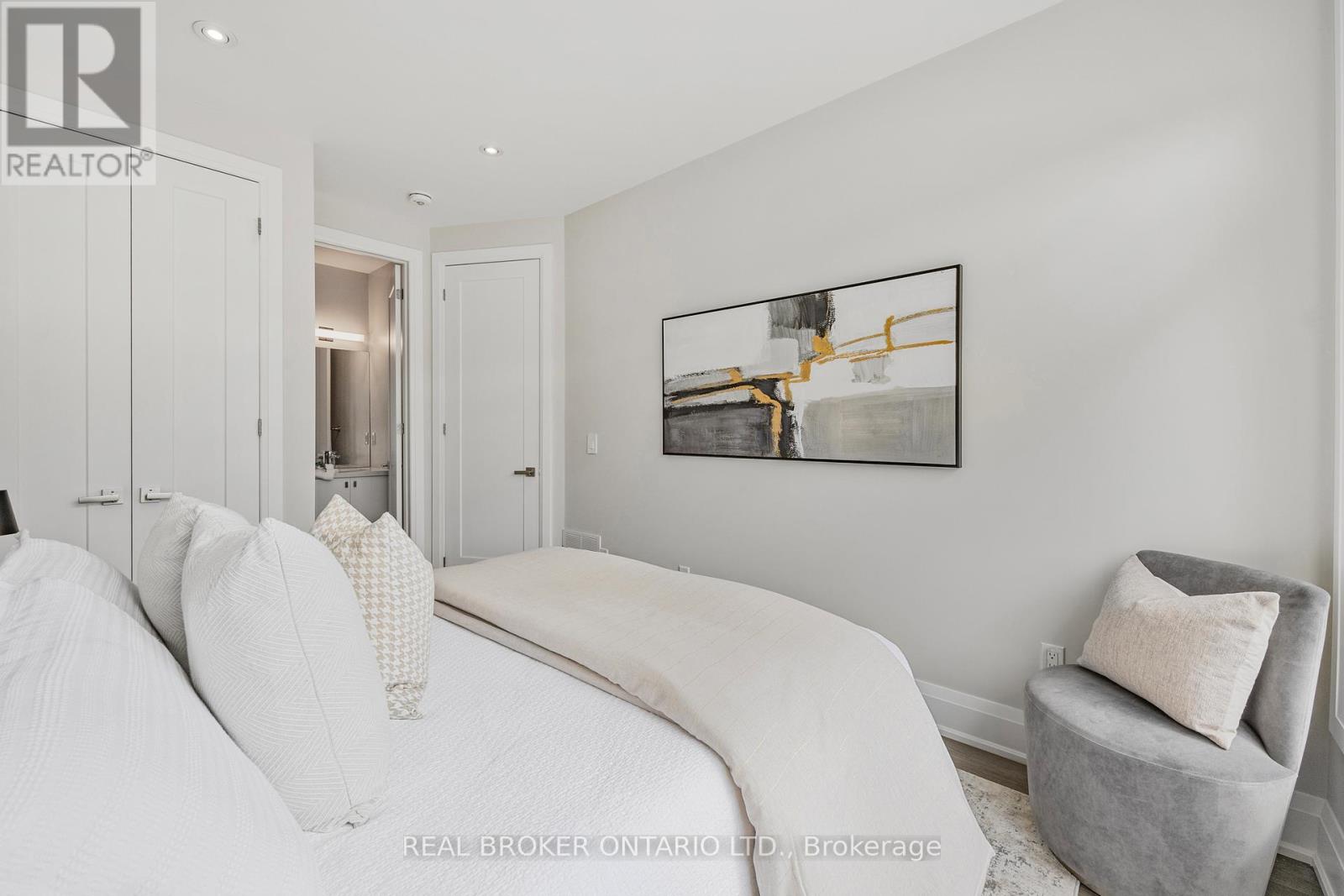 9a Maple Avenue N, Mississauga, Ontario  L5H 2R9 - Photo 34 - W12821722