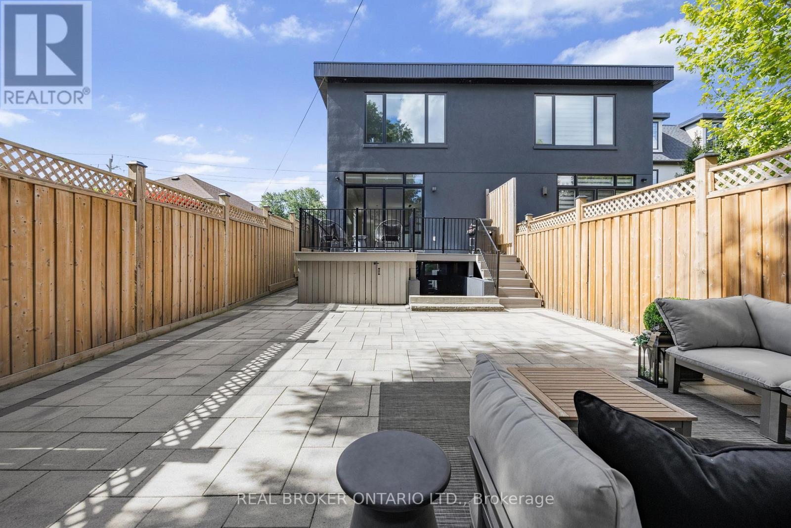 9a Maple Avenue N, Mississauga, Ontario  L5H 2R9 - Photo 45 - W12821722