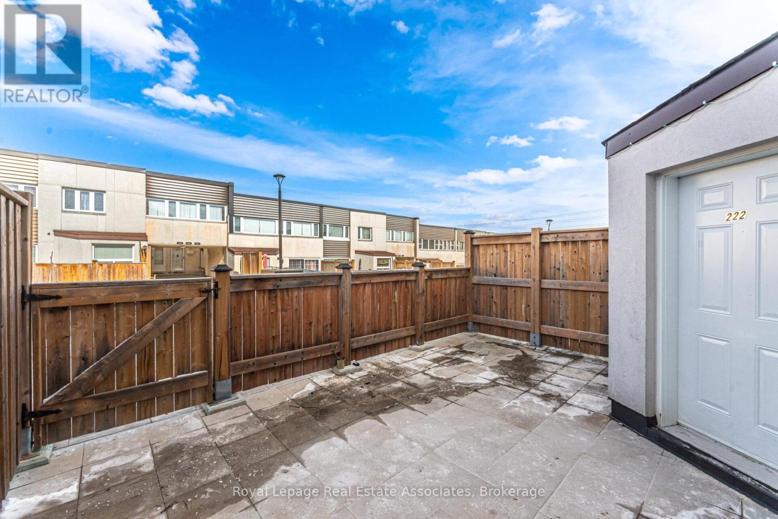 222 - 1055 Dundas Street E, Mississauga, Ontario  L4Y 3X6 - Photo 32 - W12821726