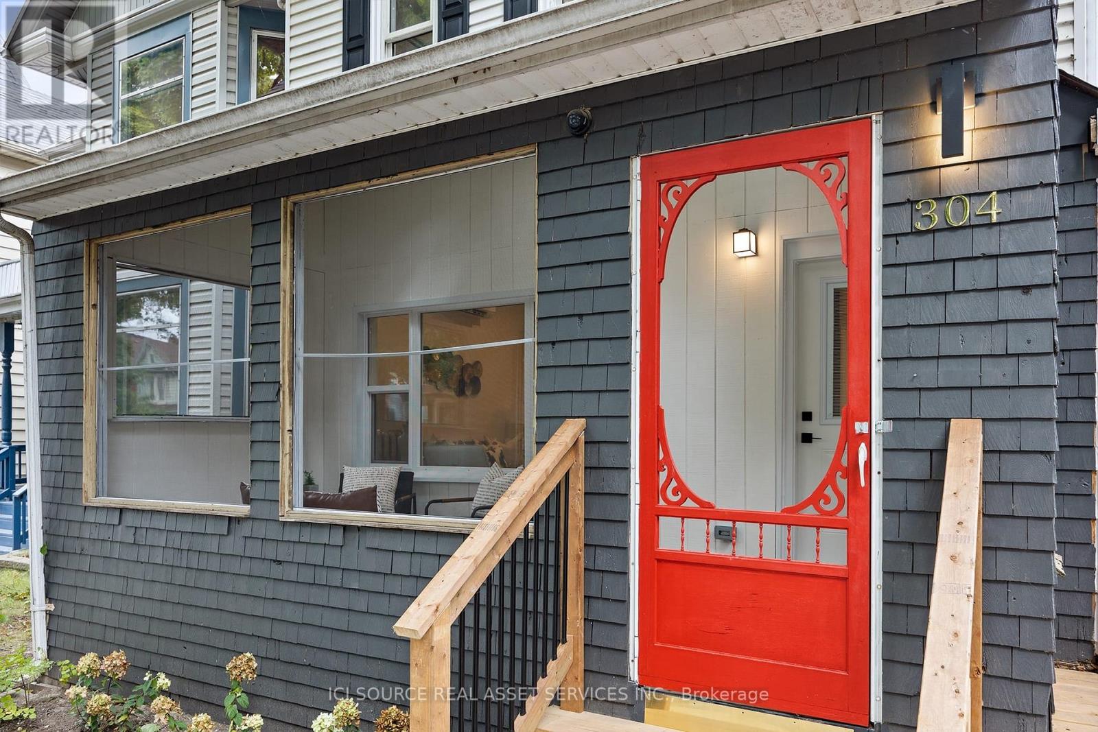 Unit 1 - 304 Lincoln Road, Windsor, Ontario  N8Y 2G4 - Photo 2 - X12821694