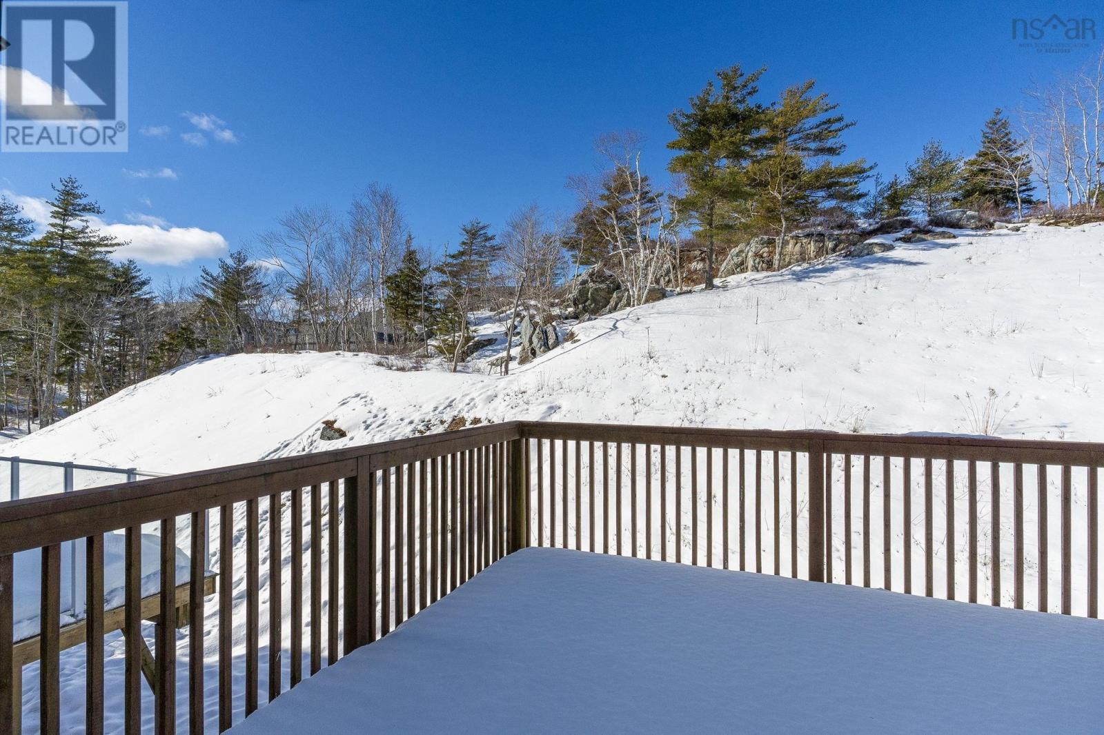 307 Fleetview Drive, Halifax, Nova Scotia  B3M 4V4 - Photo 39 - 202603294