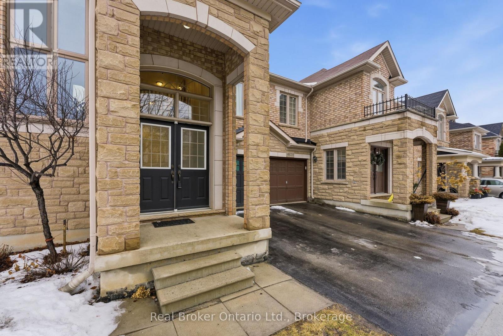 4637 Ashlar Crescent, Burlington, Ontario  L7M 0J2 - Photo 2 - W12821744