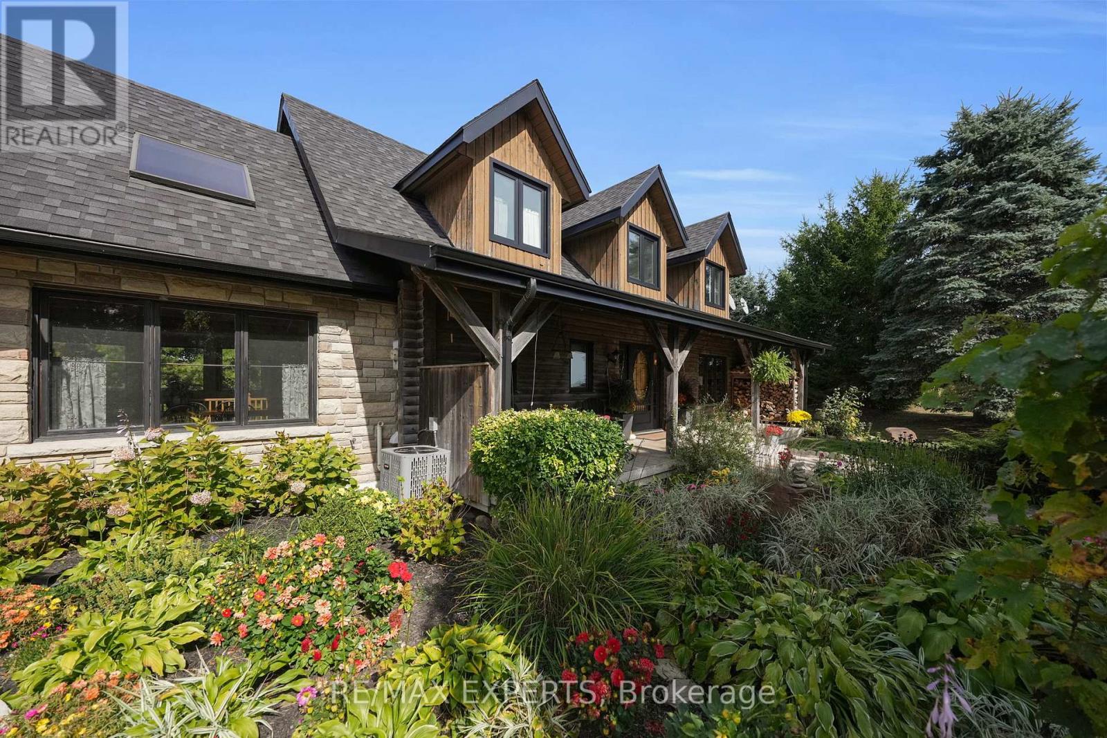 15481 Mount Wolfe Road, Caledon, Ontario  L7E 3P3 - Photo 4 - W12788280