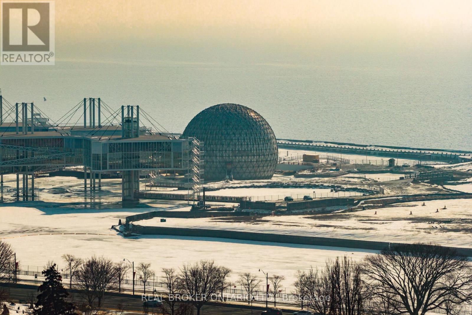 8 Springhurst Avenue, Toronto, Ontario  M6K 1A9 - Photo 43 - W12818738