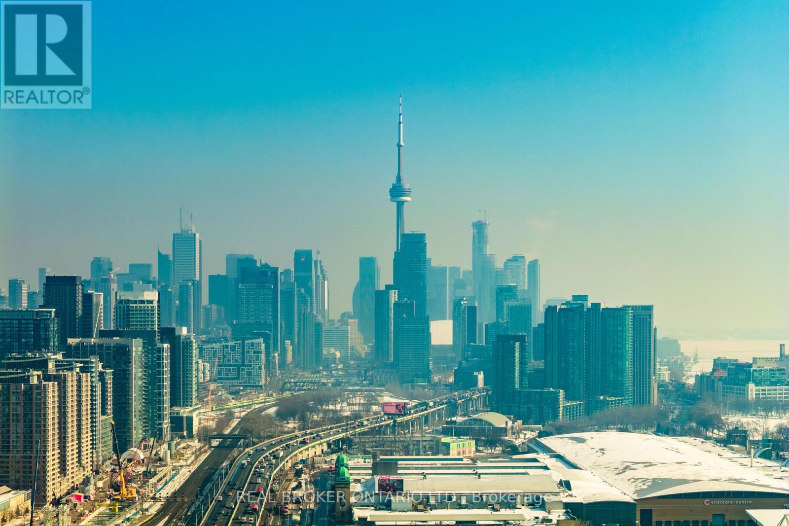 8 Springhurst Avenue, Toronto, Ontario  M6K 1A9 - Photo 41 - W12818738