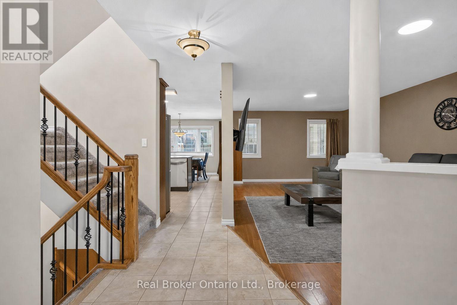 12 Langrell Avenue, Tillsonburg, Ontario  N4G 5X8 - Photo 8 - X12821752