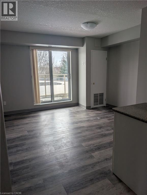 736 Old Albert Street Unit# 214, Waterloo, Ontario  N2L 6R4 - Photo 9 - 40807822