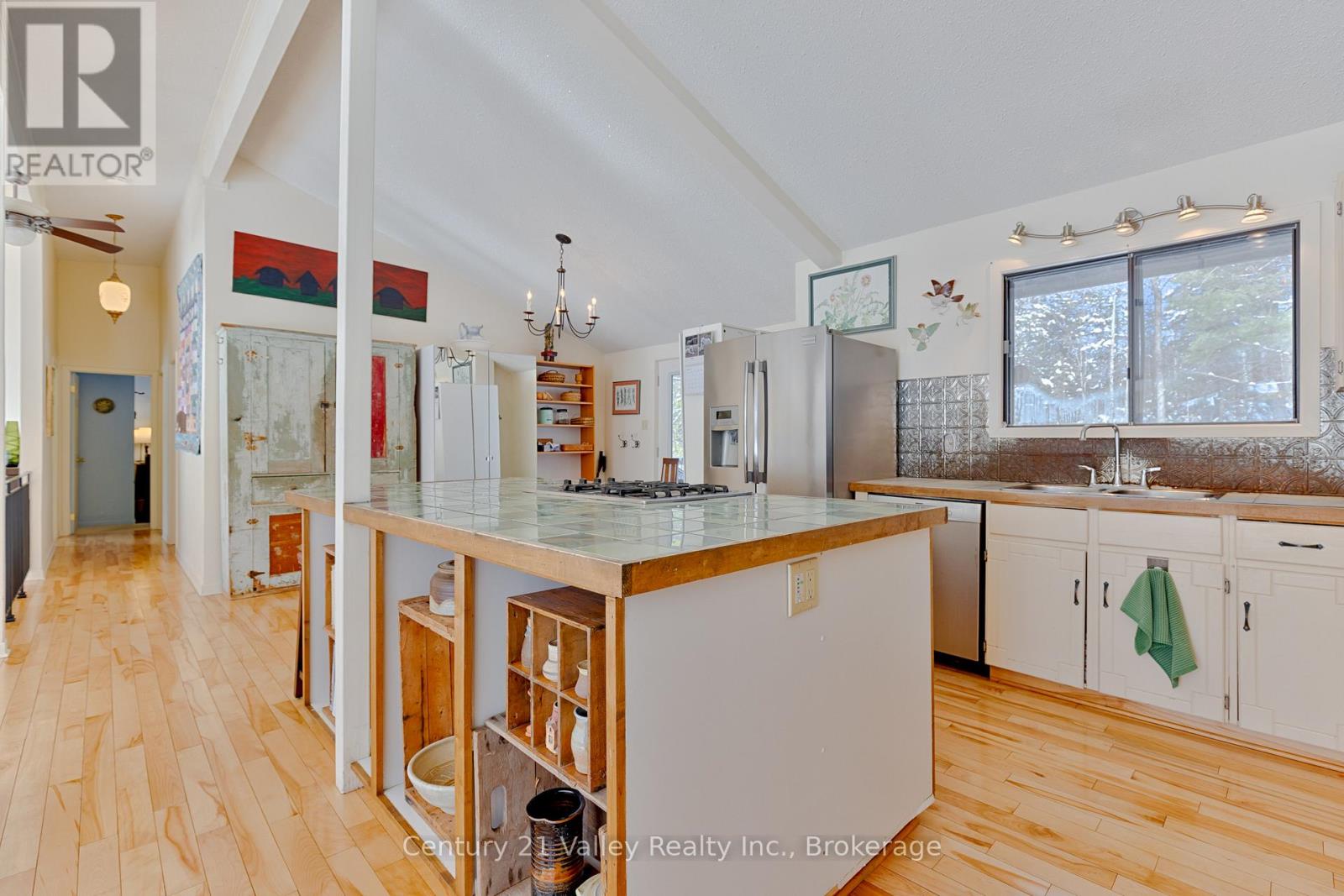 3233 Calabogie Road, Greater Madawaska, Ontario  K0J 1H0 - Photo 18 - X12821734