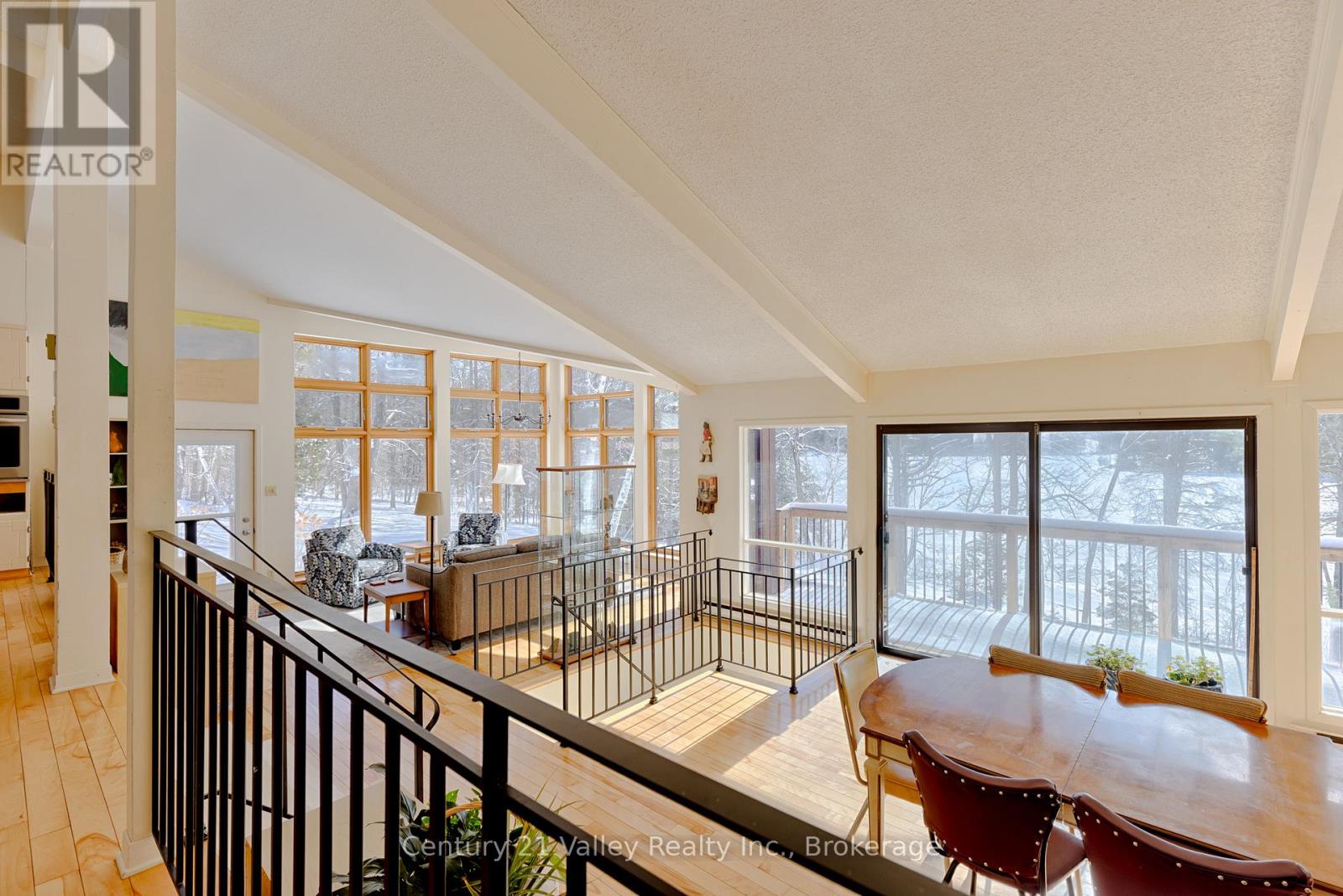 3233 Calabogie Road, Greater Madawaska, Ontario  K0J 1H0 - Photo 19 - X12821734