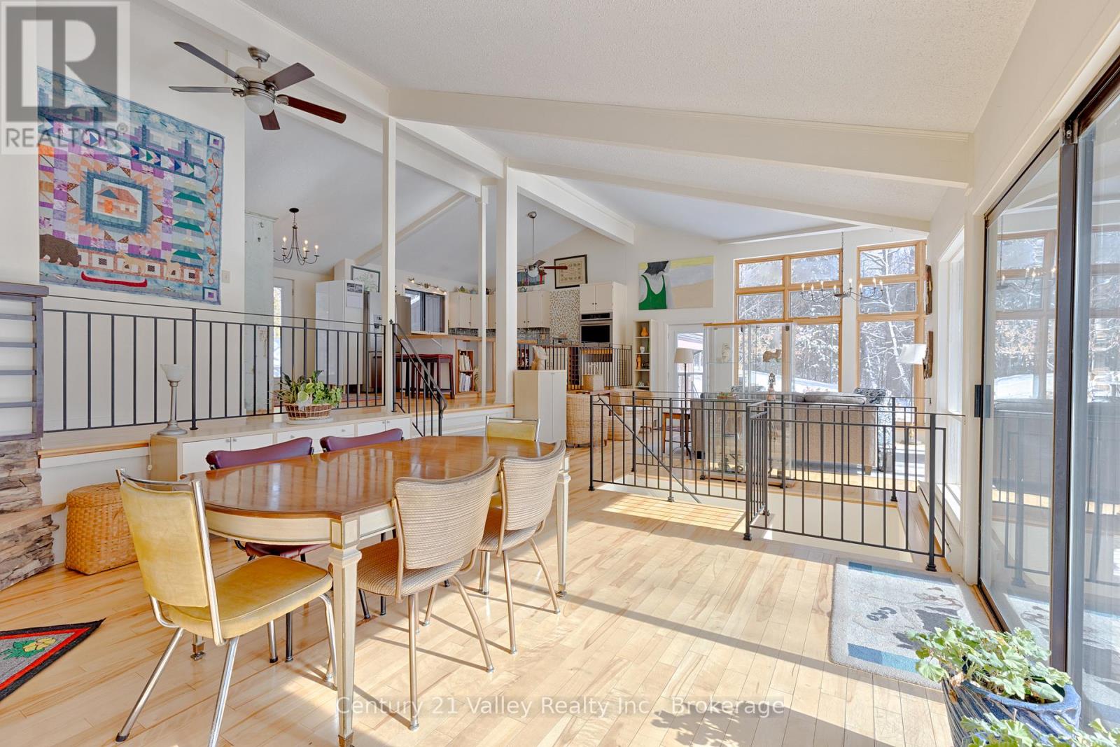 3233 Calabogie Road, Greater Madawaska, Ontario  K0J 1H0 - Photo 25 - X12821734