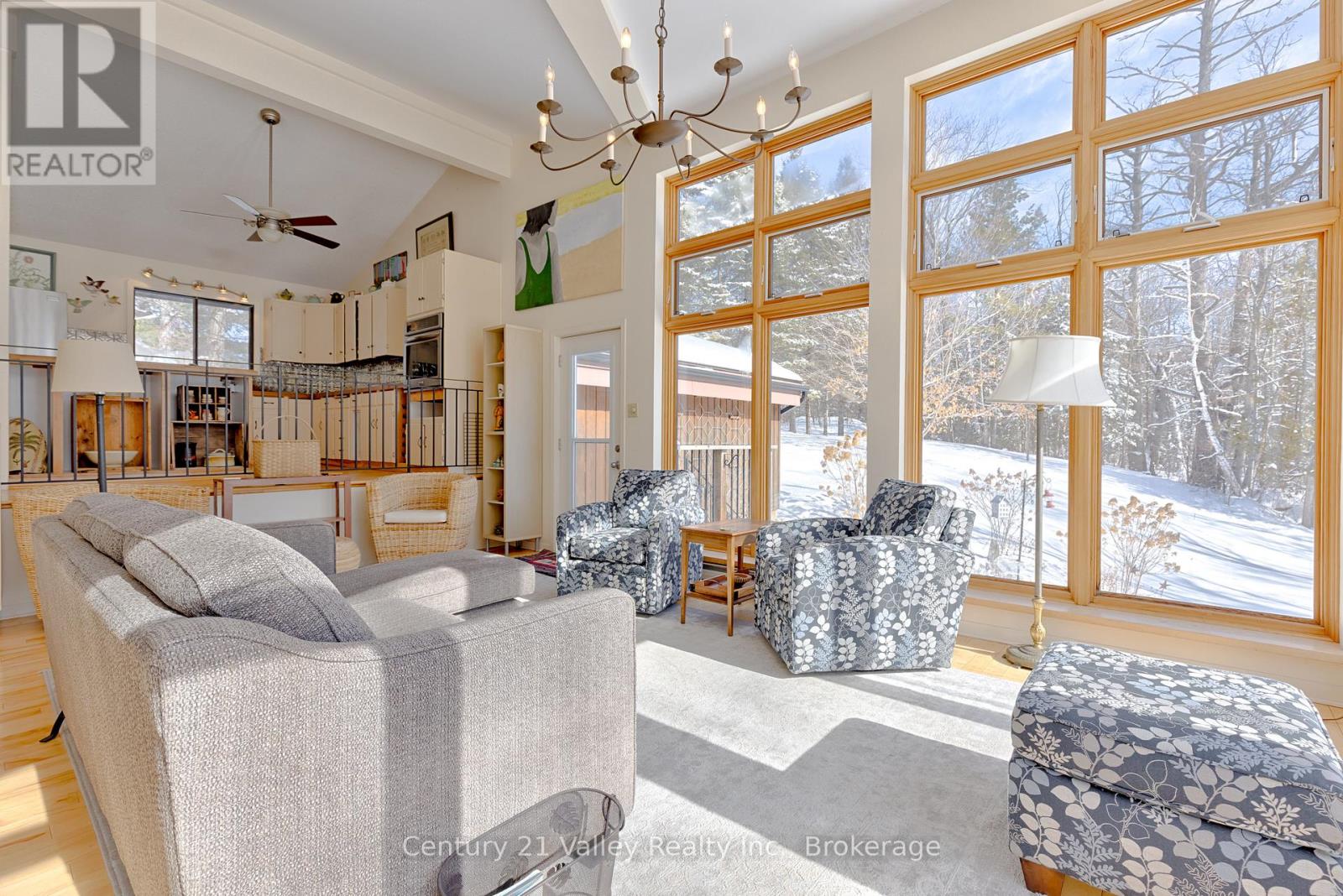 3233 Calabogie Road, Greater Madawaska, Ontario  K0J 1H0 - Photo 31 - X12821734