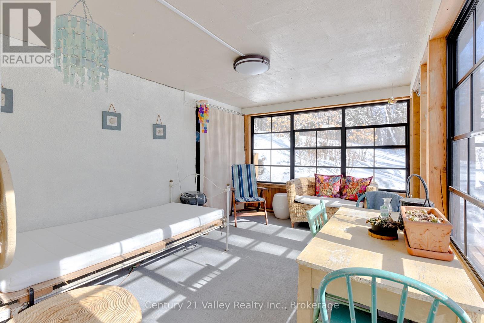 3233 Calabogie Road, Greater Madawaska, Ontario  K0J 1H0 - Photo 45 - X12821734