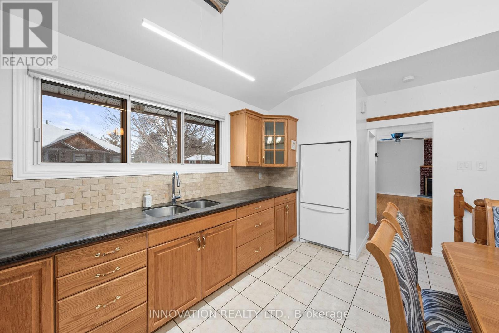 2278 Rembrandt Road, Ottawa, Ontario  K2B 7P5 - Photo 12 - X12821750