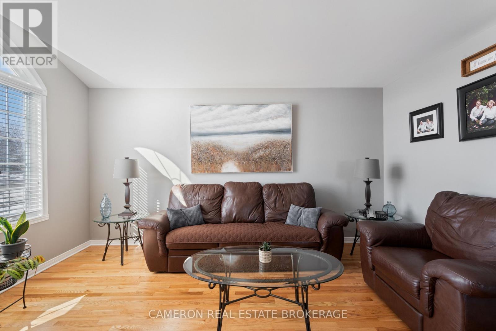 137 Markell Crescent, Cornwall, Ontario  K6H 6X1 - Photo 6 - X12821728