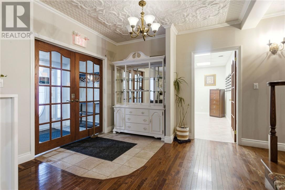 283 Cedar Street, Sudbury, Ontario  P3B 1M8 - Photo 3 - 2126581